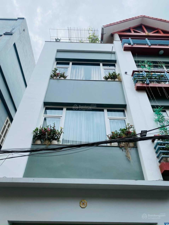 (Tin thật) Bán nhà Tứ Liên, nhà đẹp đón tết, 48m2, nhỉnh 6 tỷ