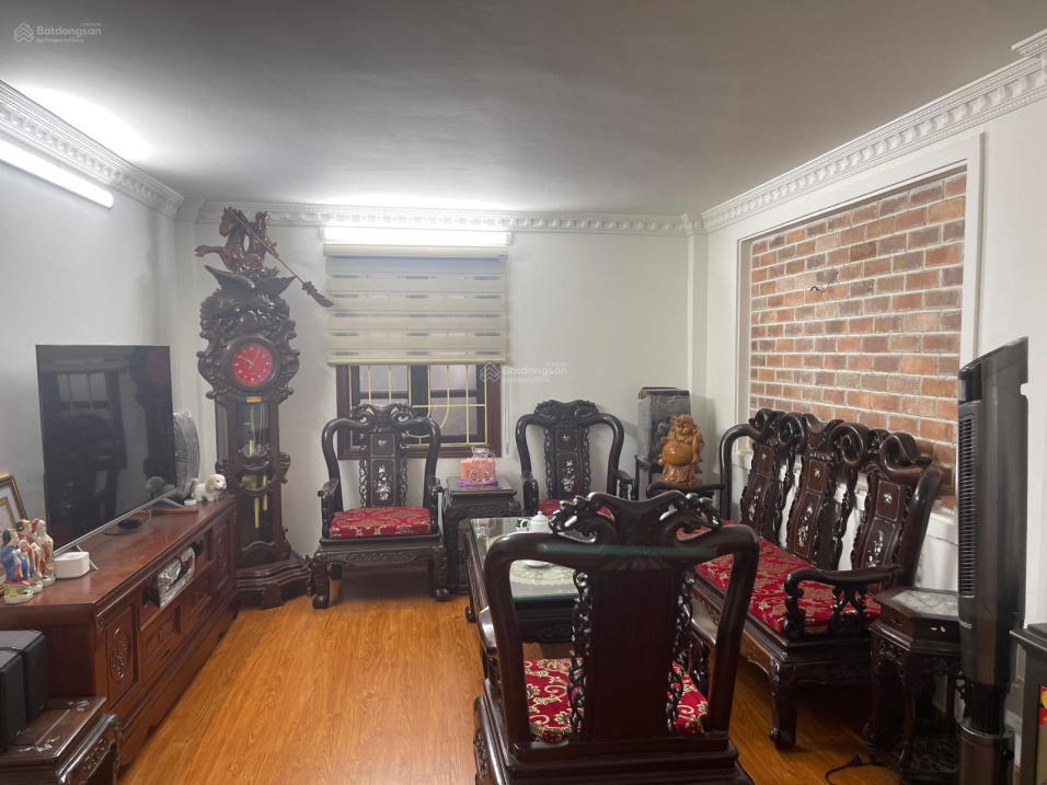 Tô Vĩnh Diện nhà đẹp 40m2 x 5 tầng x MT 4m Kia Morning lùi cửa, khu vực phân lô quân đội. Full đồ