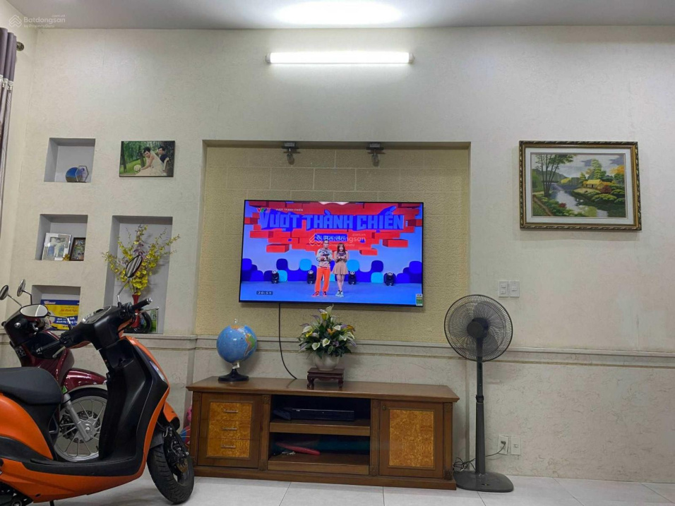 Tòa nhà Phạm Văn Đồng, P3, Gò Vấp (8x24m) hầm 6 lầu ĐCT 110tr/tháng giá 33 tỷ TL