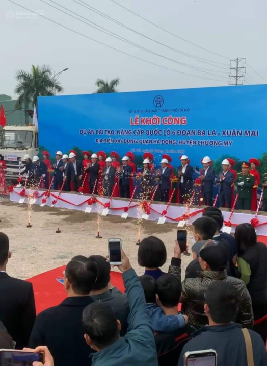 Tôi chính chủ cần bán150m làn 2 của QL 6A, dự án đã được TP Hà Nội khởi công vào ngày 3/12/2022.