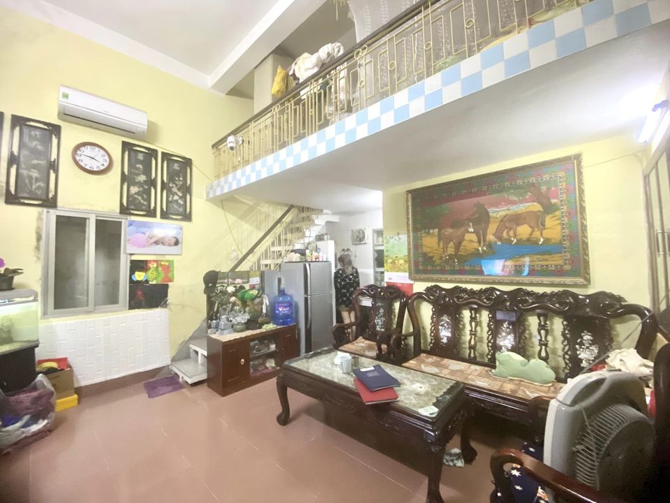 Bán nhà phân lô, Đội Cấn, Ba Đình 56m2 , 5 tầng, giá 4 tỷ.