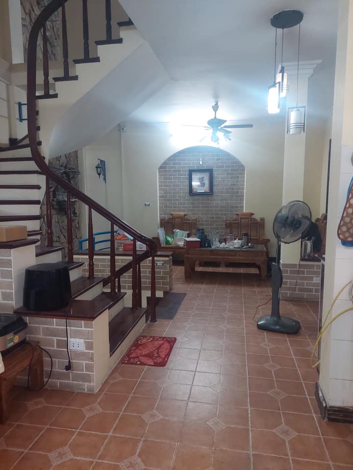 Bán nhà siêu đẹp Đông Tác, Đống Đa 40m,5T, MT 4.2m, Nhà Đẹp, giá 6 Tỷ