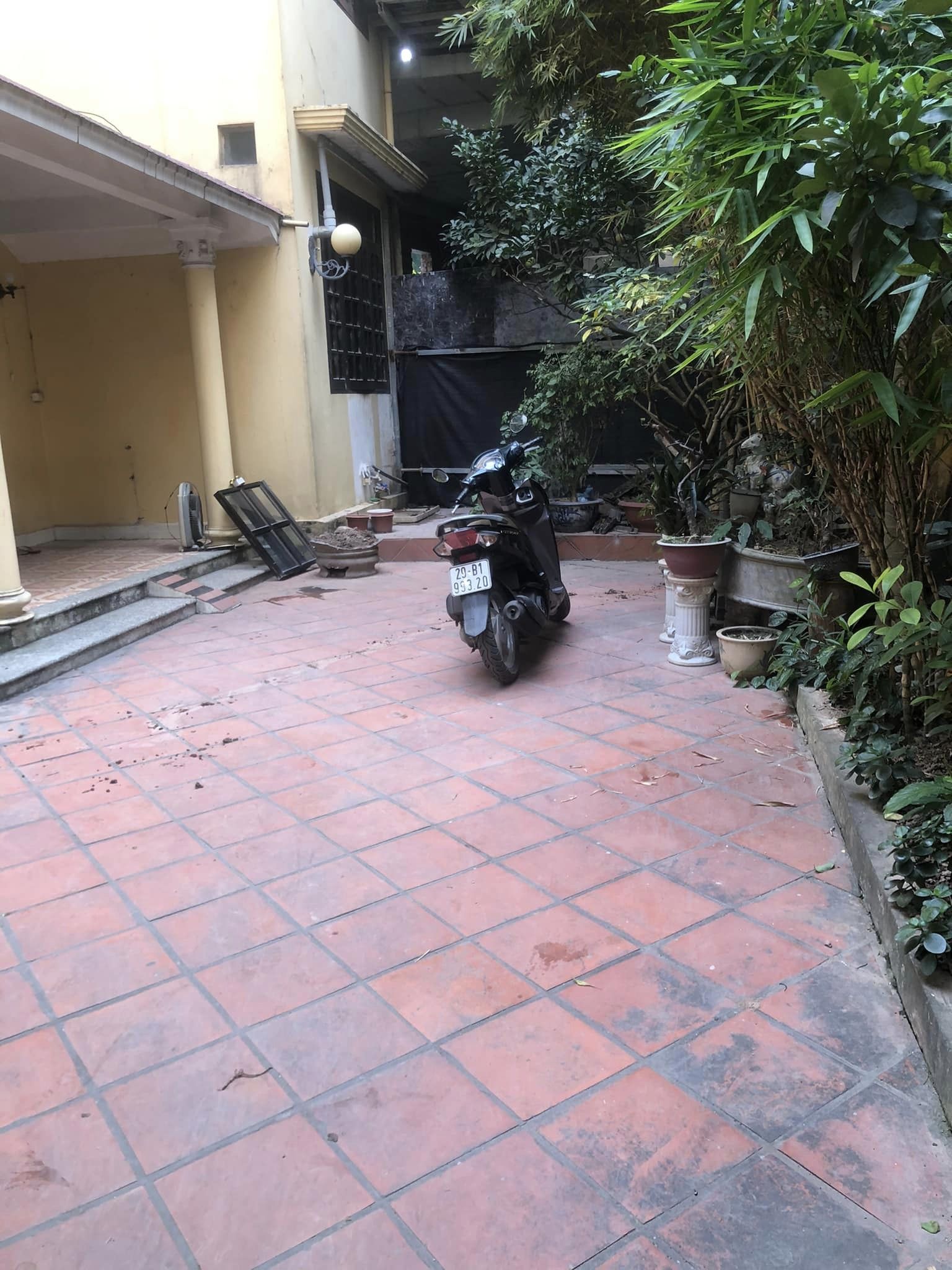 Bán nhà Đội Cấn, Ba Đình, 164m,MT 14m, giá 10 tỷ 66, đầu tư.