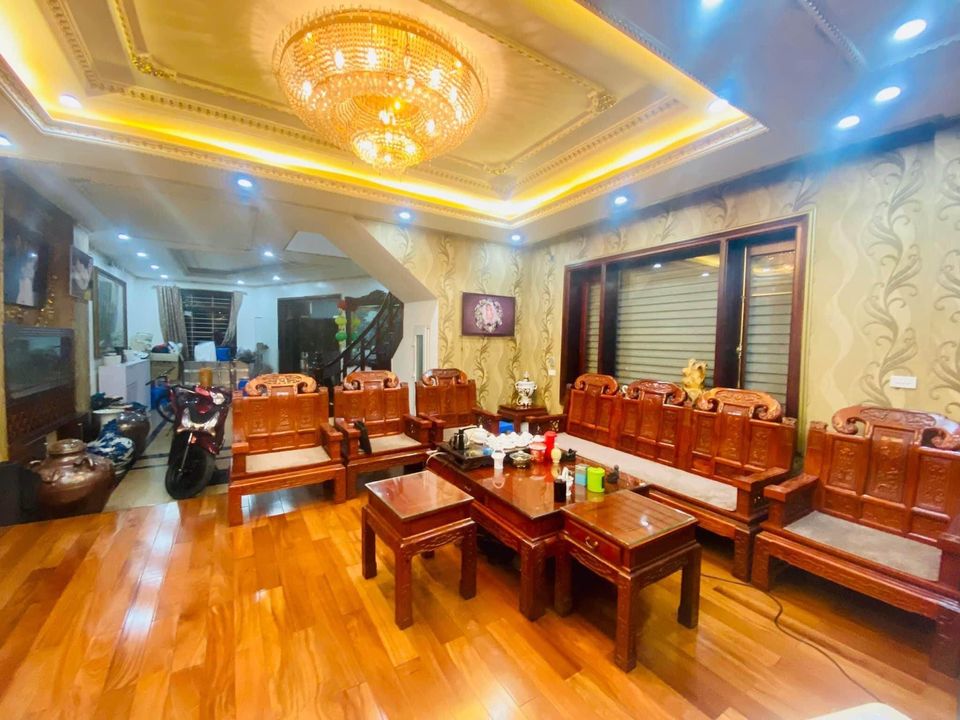 Bán nhà Đào Tấn 41m2x 5 tầng, 2 thoáng, gần phố, giá 5 tỷ 6