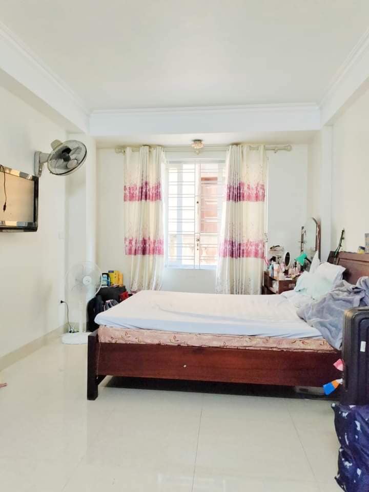 Bán nhà phân lô, Kim Mã, Ba Đình 40m2, 5T, giá 5.5 tỷ.