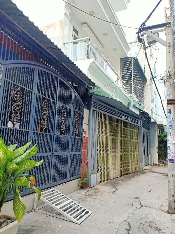 BÁN NHÀ 2 LẦU HẺM ÔTÔ ĐƯỜNG HOÀNG TRỌNG MẬU QUẬN 7 ( 9.5 TỶ)