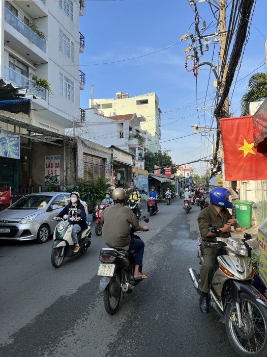 Bán nhà 7.6x20m cấp 4 mặt tiền Đường Số 17 F. Tân Thuận Tây Quận 7 ( 15.8 tỷ)