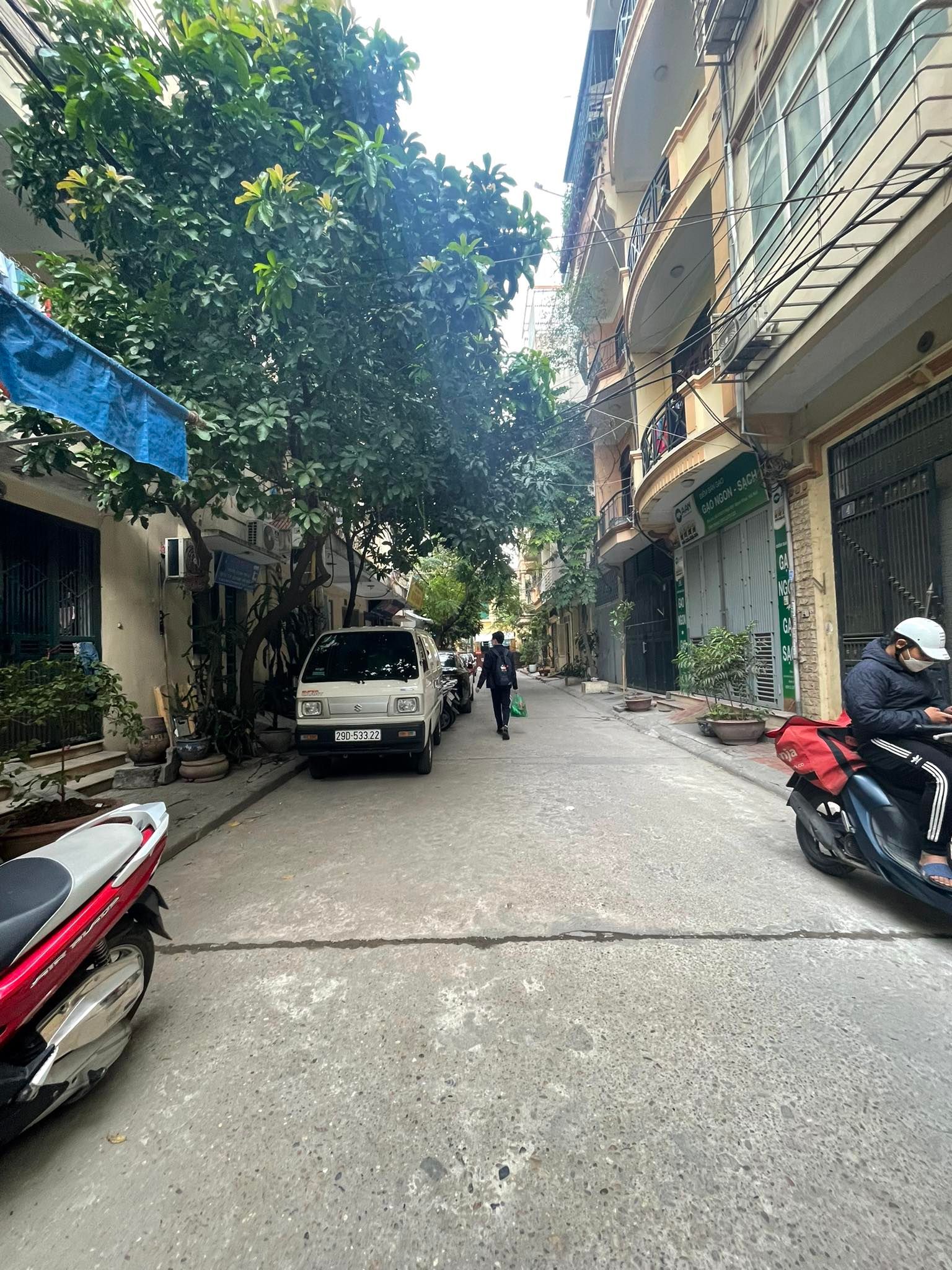 CẦN BÁN NHÀ RIÊNG NGÕ 651 MINH KHAI QUẬN HAI BÀ TRƯNG 55M Ô TÔ TRÁNH NHỈNH 10 TỶ.