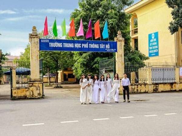 Trường THPT Tây Hồ chỉ cách ngõ 353 An Dương Vương 1km ban-nha-ngo-353-an-duong-vuong-5