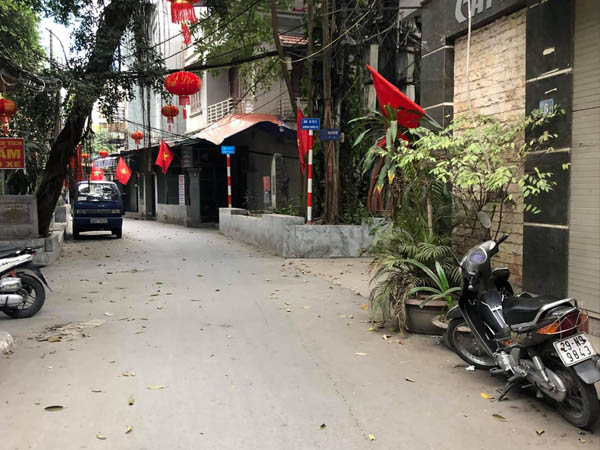 Bán nhà đường Võng Thị, Tây Hồ. Nhà đẹp mới xây ở ngay giá 4 tỷ