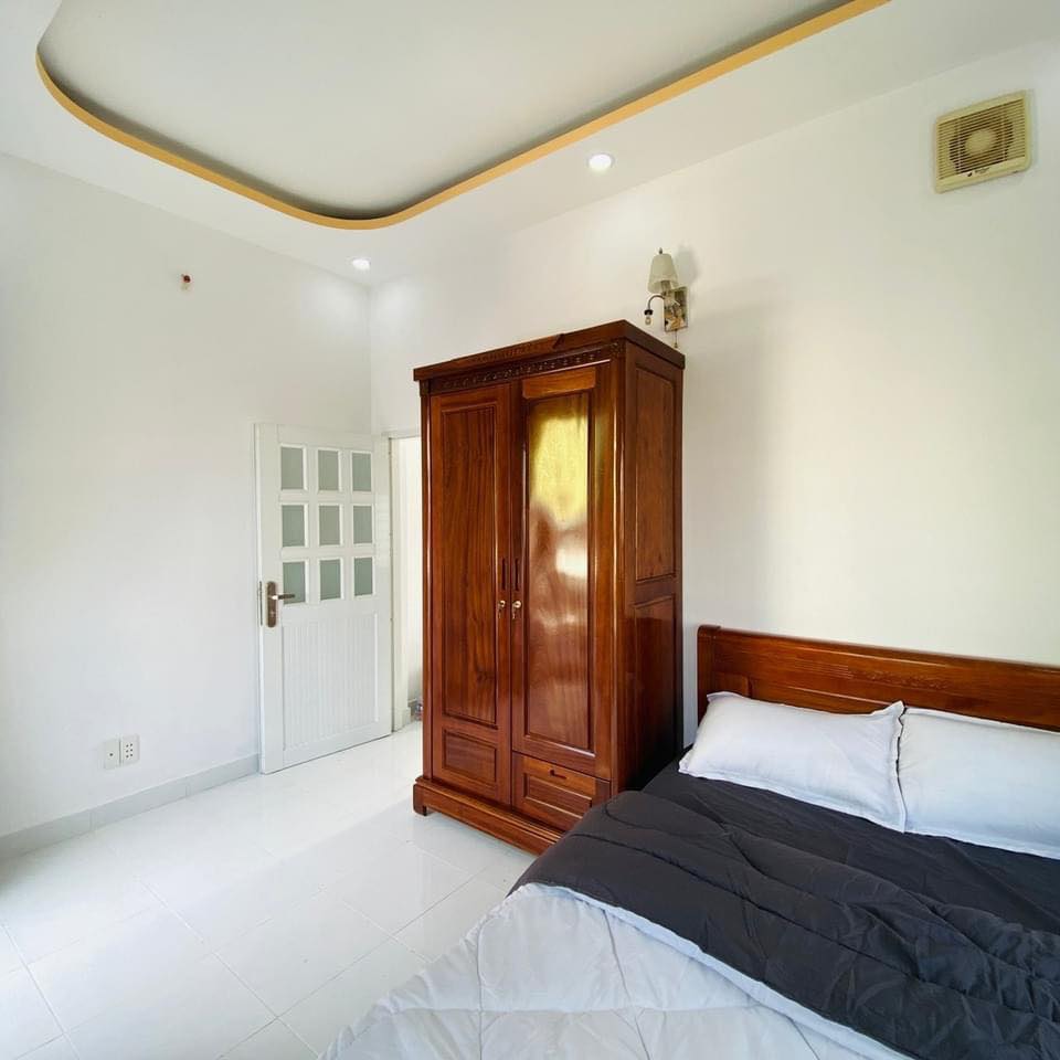 Bán gấp nhà Trần Quang Khải, Quận 1, gần 40m2, chỉ 4 tỷ hơn