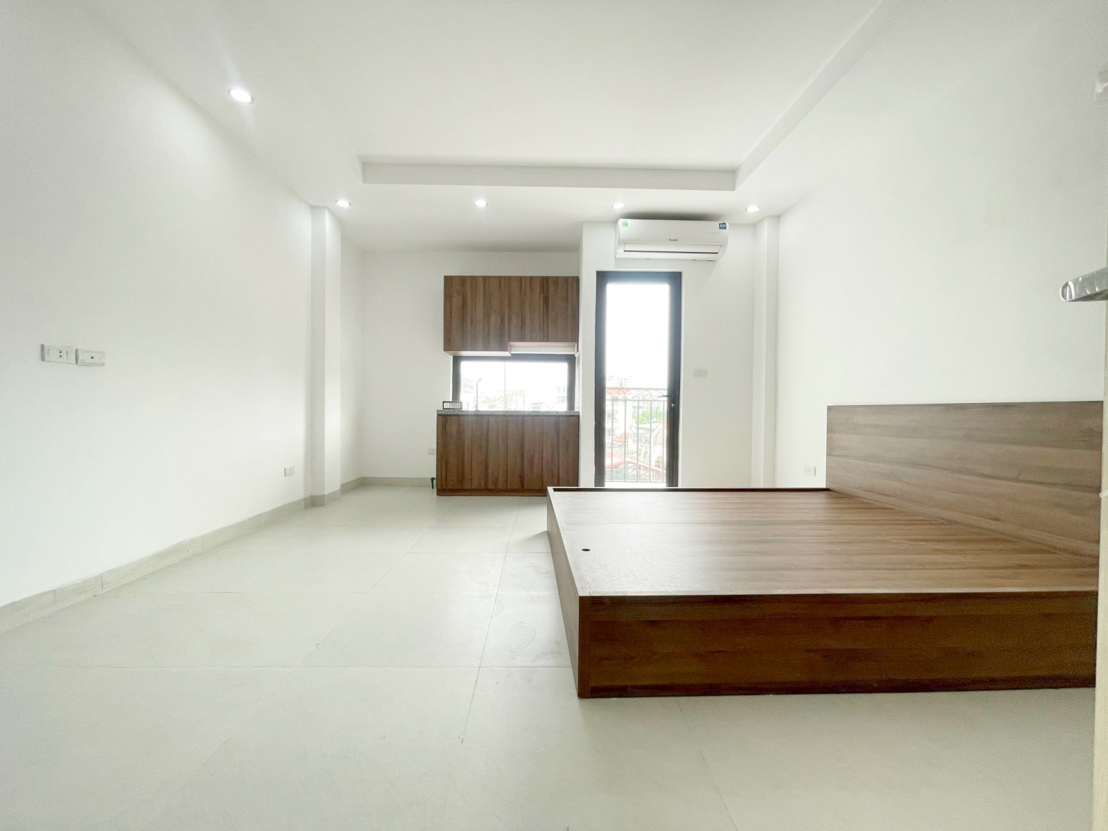 Bán nhà Lê Trọng Tấn 80m Phân lô Ô tô tránh Phòng cho thuê Giá cực tốt