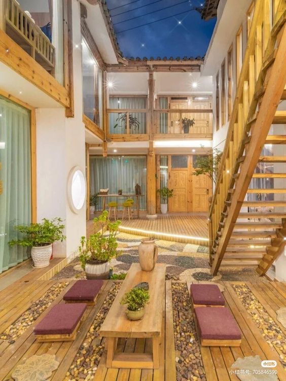 Bán nhà mặt phố Hoàn Kiếm Hà Nội- 46,5 tỷ- mặt tiền gần 10m