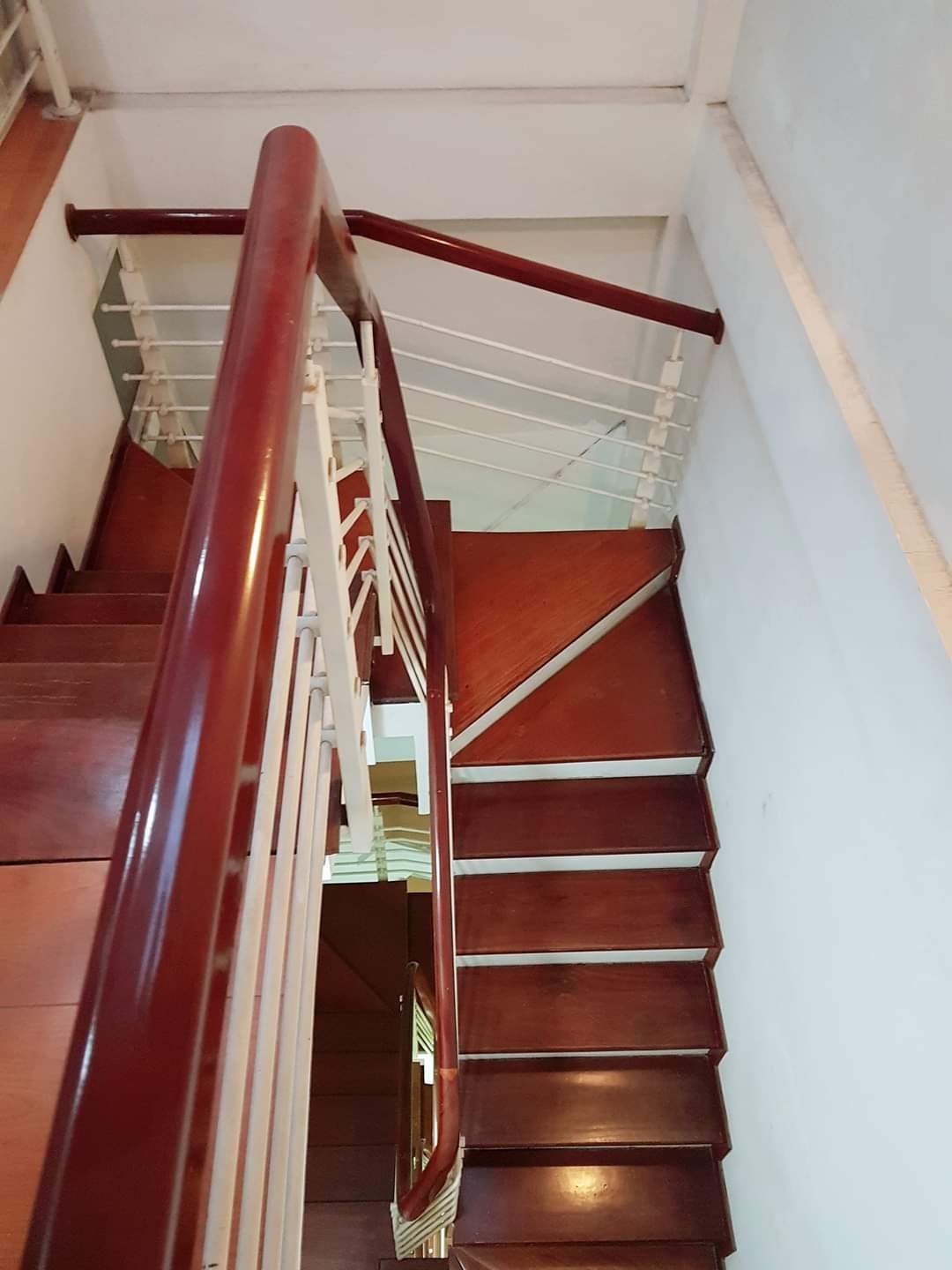 Bán nhà phố DỊCH VỌNG 45m2 x 4T 3,9 tỷ. Ô TÔ- KD- AN SINH TỐT- NỞ HẬU 3,9 TỶ