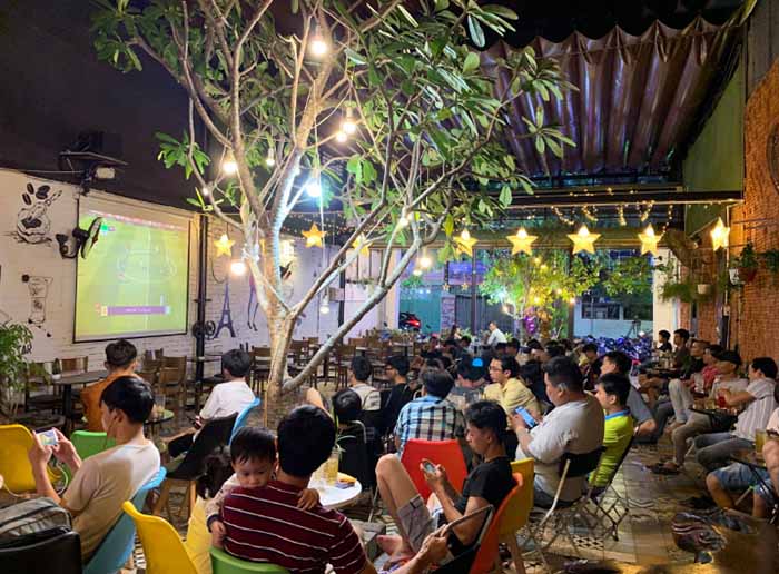 TRẢ NỢ BÁN GẤP QUÁN CÀ PHÊ SÂN VƯỜN 300m2 Ở KDC BIÊN HÒA – SHR – 3,1 TỶ