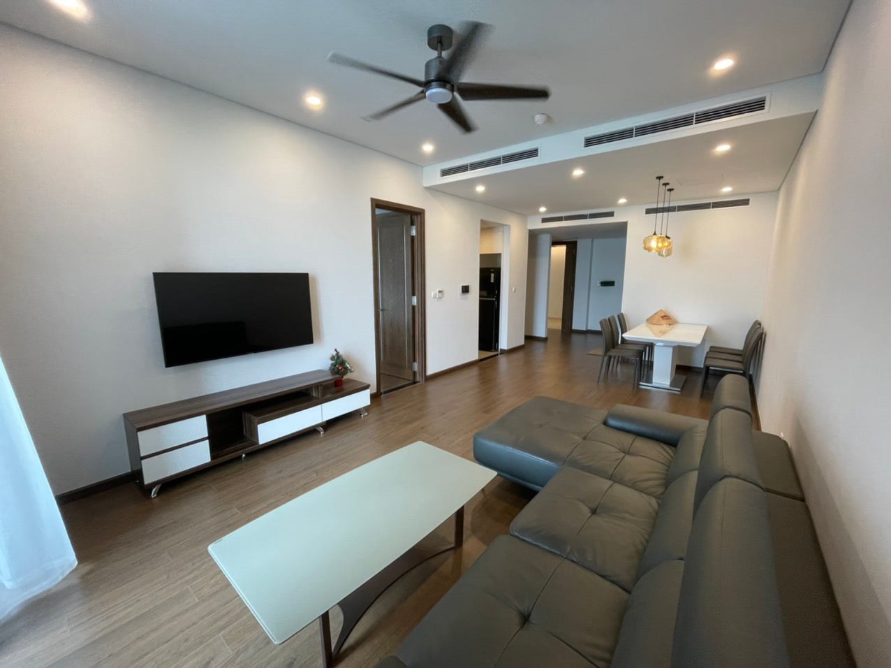 Quỹ căn Chủ Đầu Tư bán 2 - 3PN tại tòa Kinh Đô Tower 93 Lò Đúc