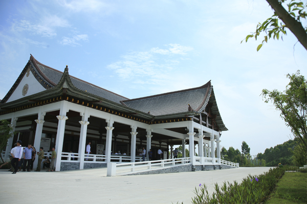 cong vien nghia trang thien duc vinh hang vien 1465120 4