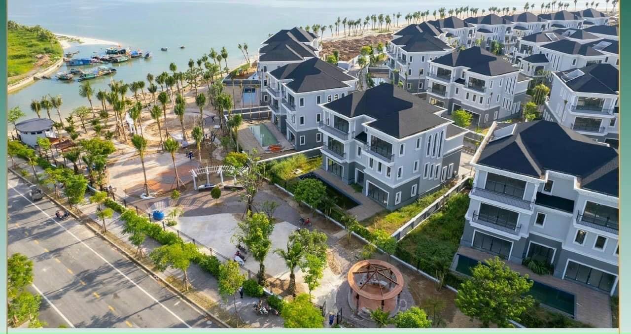 Biệt thự mặt biển di sản Grand Bay Hạ Long Villas, sổ lâu dài, NHHT 70% lãi suất 0%