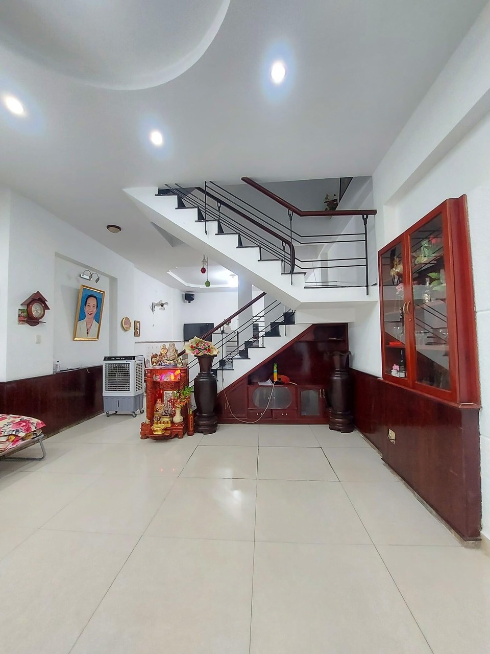 BÁN GẤP NHÀ CAO THẮNG QUẬN 10 - 60M2 ÔTÔ VÀO NHÀ , SÁT MẶT TIỀN - NHỈNH 7 TỶ RẼ NHẤT KHU VỰC.