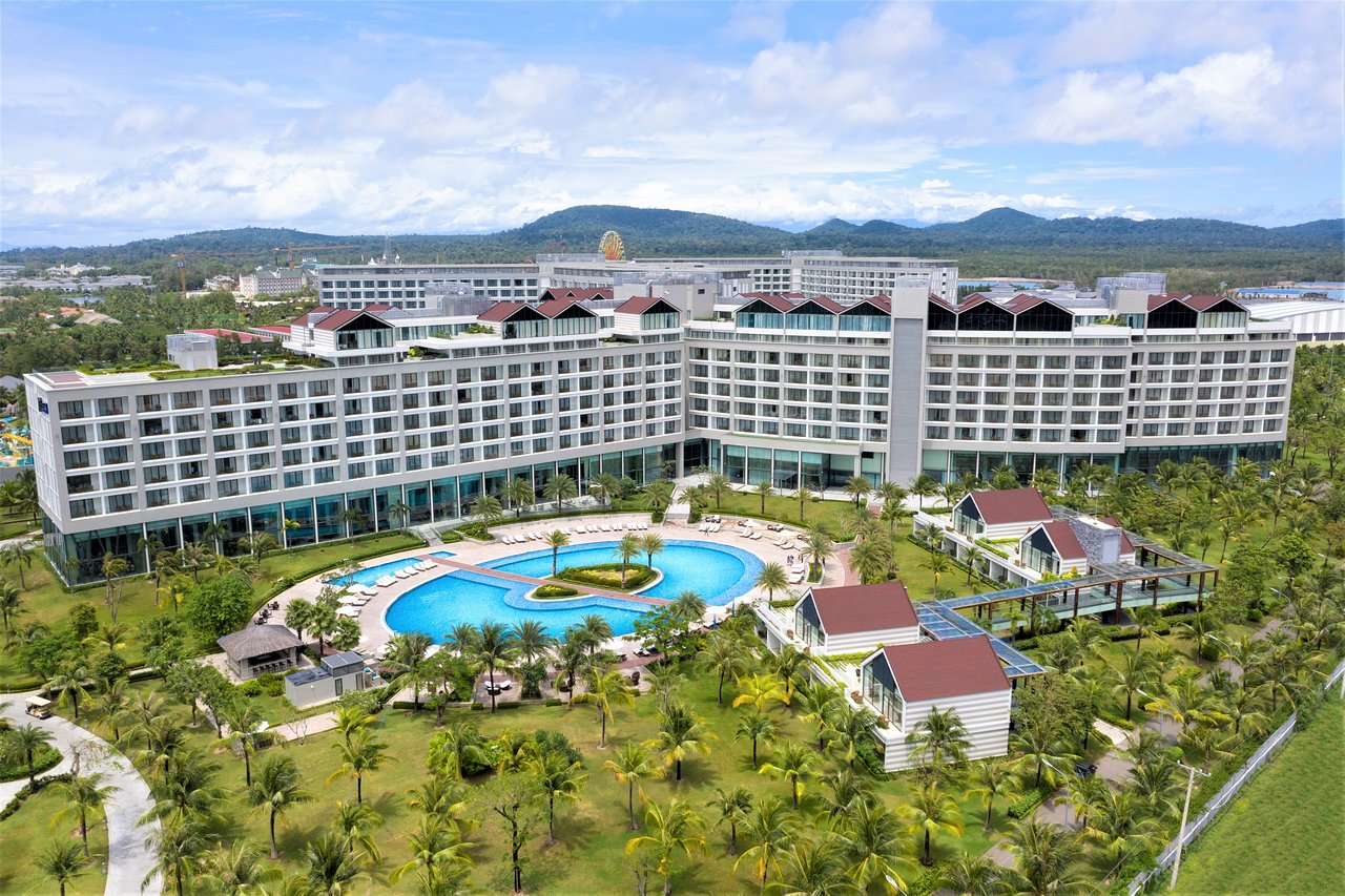 10 Khách sạn tốt nhất gần VinOasis Phu Quoc - Tripadvisor