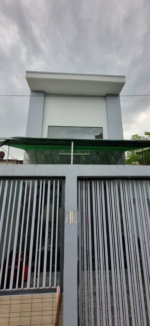 Bán Nhà Mới 2Tầng BTCT Gần MT Đường Lê Lợi Thị Trấn Hóc Môn 72M2 Ngang Hơn 4M Chỉ 3 Tỷ 3