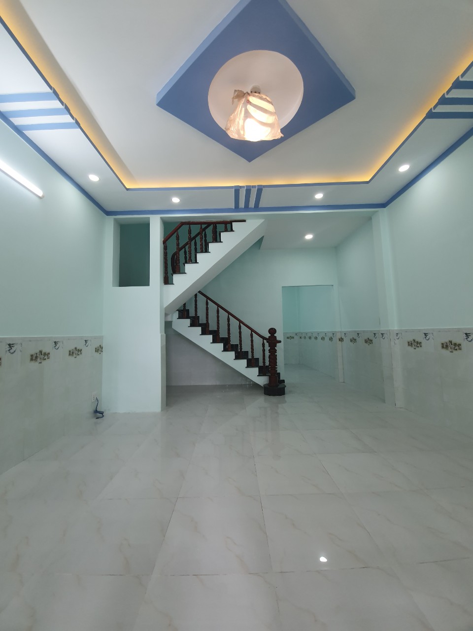 Bán Nhà Mới 2 Tầng BTCT Mặt Tiền Đường Tân Xuân 3, Hóc Môn, 78M2, Ngang 5M, Chỉ 4 Tỷ 800