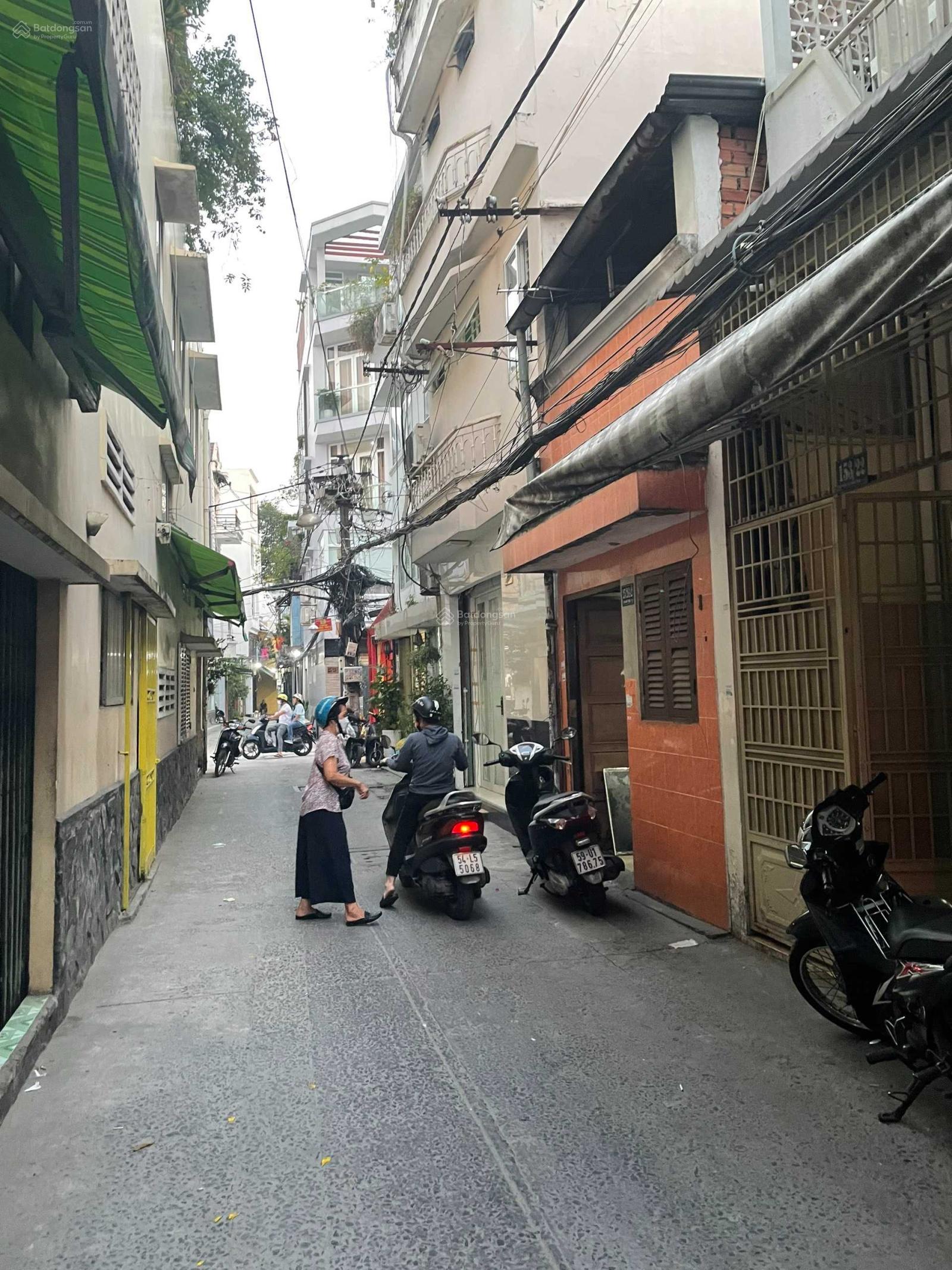 Bán nhà 2 MT HXH Vip đường Nguyễn Thị Minh Khai, P.5, Q.3 (4.81x16.2m NH) trệt 2 lầu. Giá 18 tỷ 5