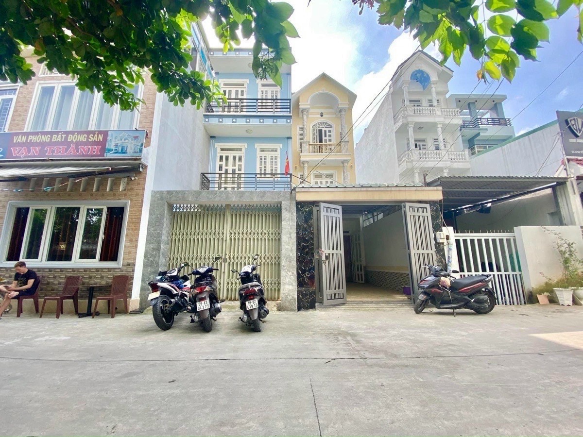 Cho thuê nhà Mặt Tiền Ta14(4x30m) 2 Lầu ,phường Thới An.Q12