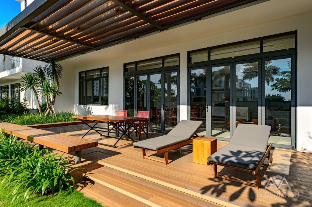 lucasta villa 1423351 3