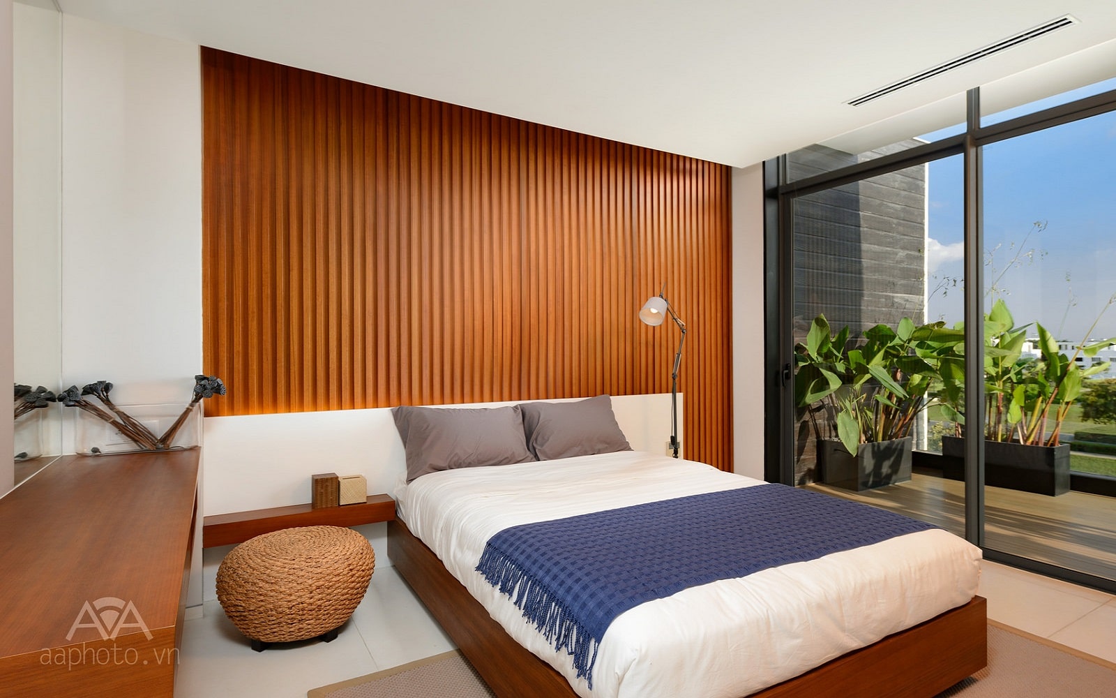 lucasta villa 1423351 5