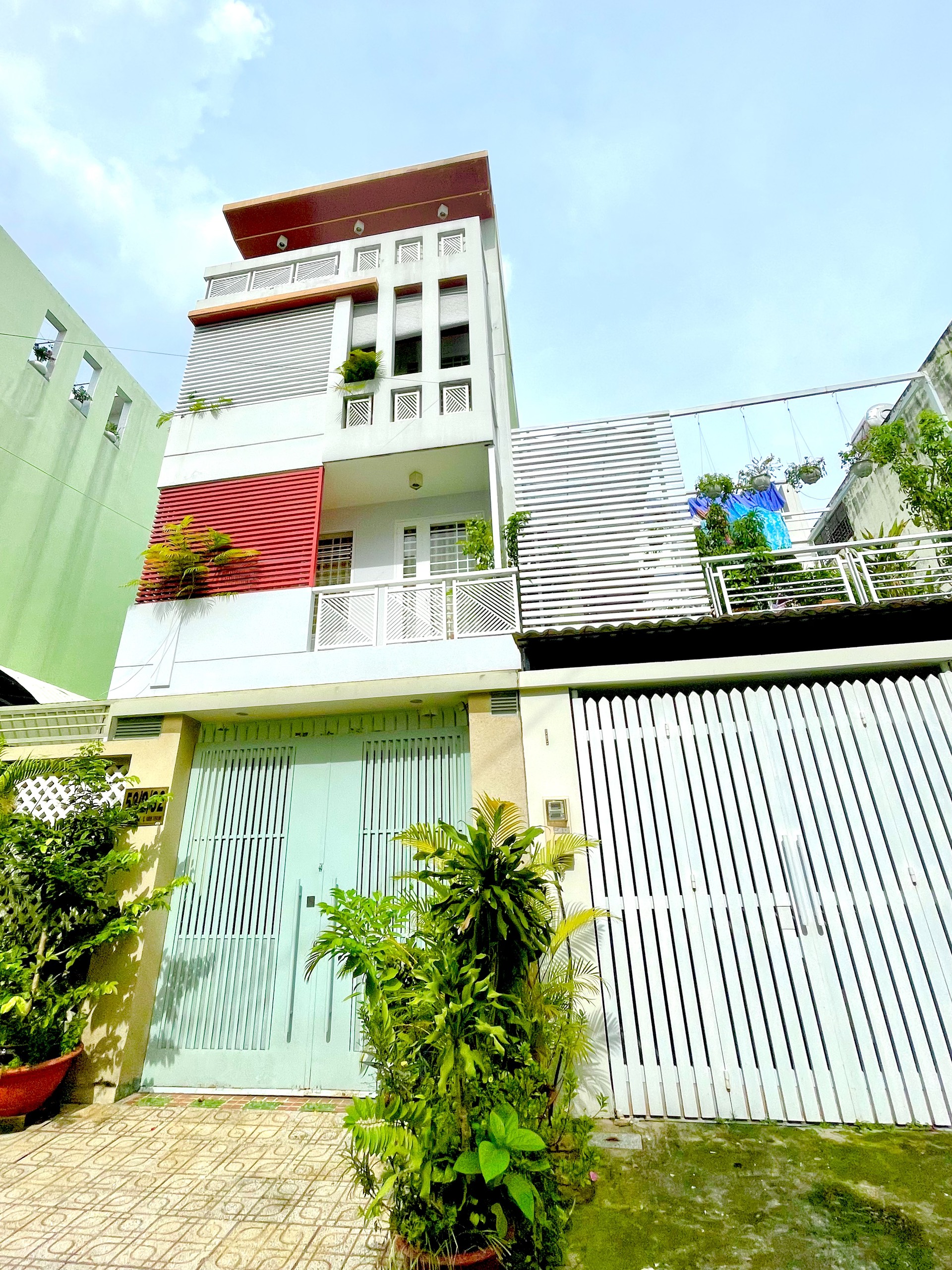 Bán Nhà Mặt Tiền Nguyễn Trọng Tuyển 81m2 Quận Tân Bình Giá 20 Tỷ TL