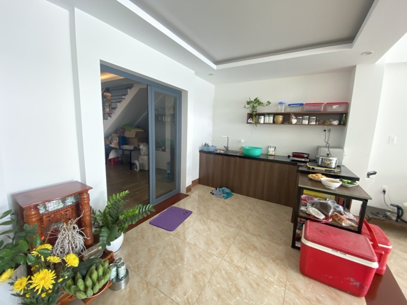 Gấp bán nhà mặt tiền, thạnh xuân, q12, 100m2, chỉ 5 tỷ 800tr.