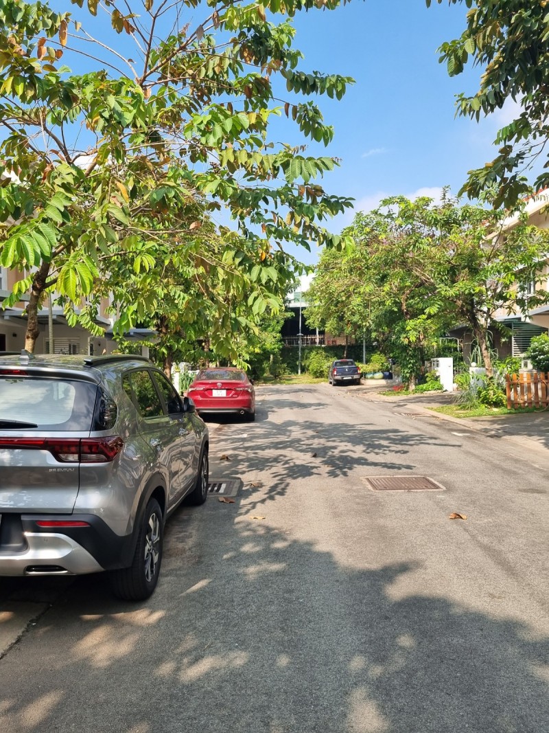 Bán gấp nhà mặt tiền, 100m2, thuận an, bình dương, chỉ 6 tỷ 700.