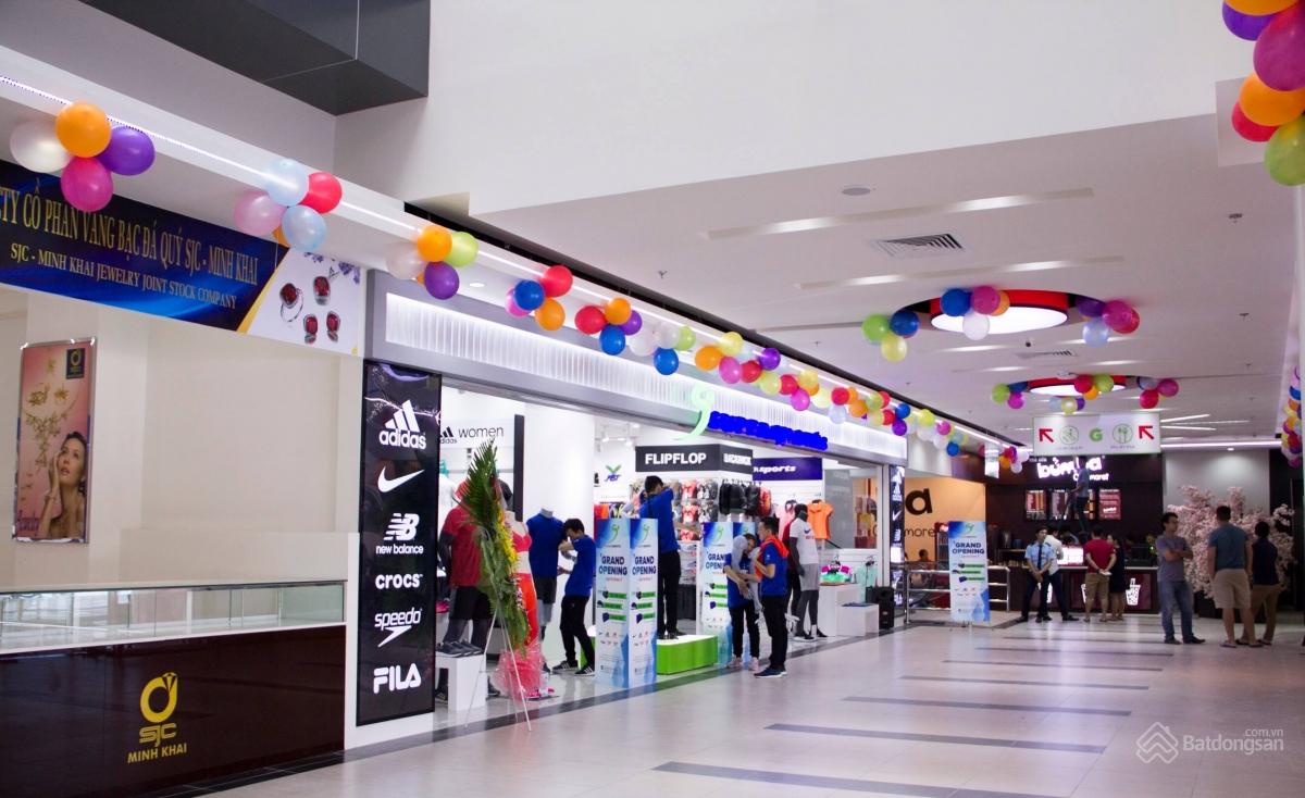 oriental plaza 685 au co 1313169 2