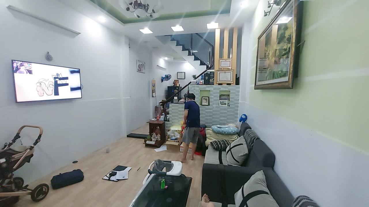 Bán nhà 3 tầng đường mã lò, hẻm xe tải đua, 40m2 chỉ 4.6 tỷ