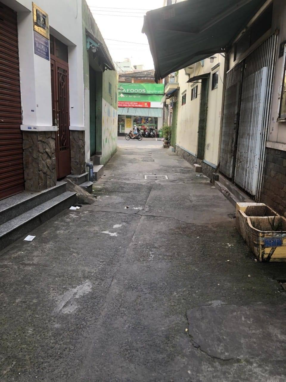 Bán nhà 2 tầng nhỏ xinh đường Thạch Lam, hẻm xe hơi, 29m2 chỉ 3.2 tỷ