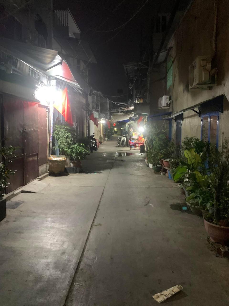 Bán nhà nhỏ xinh 3 tầng đường mã lò, hẻm 4m, 18m2 nhỉnh 2 tỷ