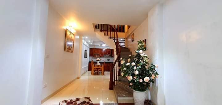 Noel sắp đến bán nhanh Lạc Long Quân 43m2 x 5t 5,9 tỷ, Ô TÔ TRÁNH- KD- NỞ HẬU 5,9 TỶ.