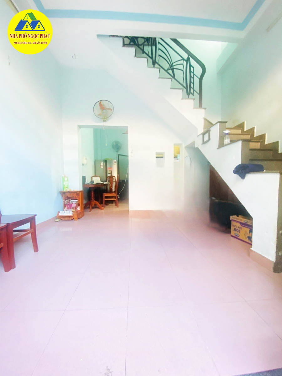 Bán nhà Gò Vấp gần mặt tiền đường Nguyễn Oanh, DTSD 80M2, 3 Tầng BTCT 3PN, Chỉ 3 Tỷ 6