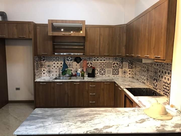 Bán Nhà Siêu Đẹp Tại Ngọc Thụy 61m2- 5 T - MT Rộng 12m- Gía 8.5 Tỷ.