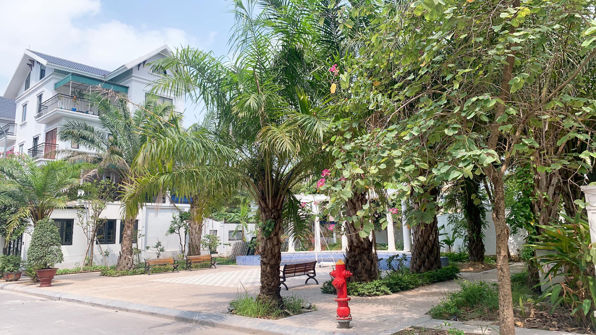 Bán biệt thự thoáng, không gian sống đẳng cấp KĐT Hateco Xuân Phương. DT 180m x 5t, mt 10m. Giá 25t