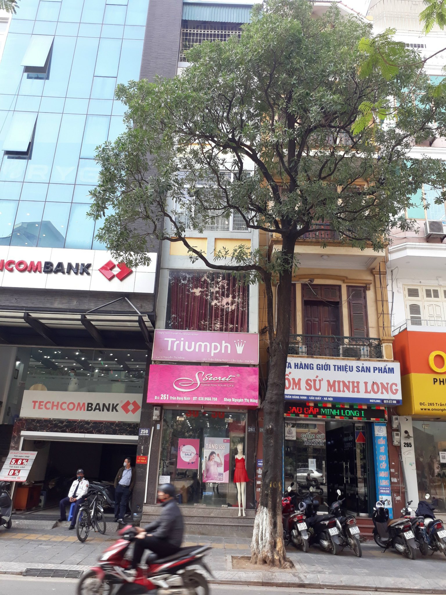 Bán nhà MP Mễ Trì Thượng. Dt 34m2 xây 6 tầng, kinh doanh sầm uất. Giá 7,65 tỷ.