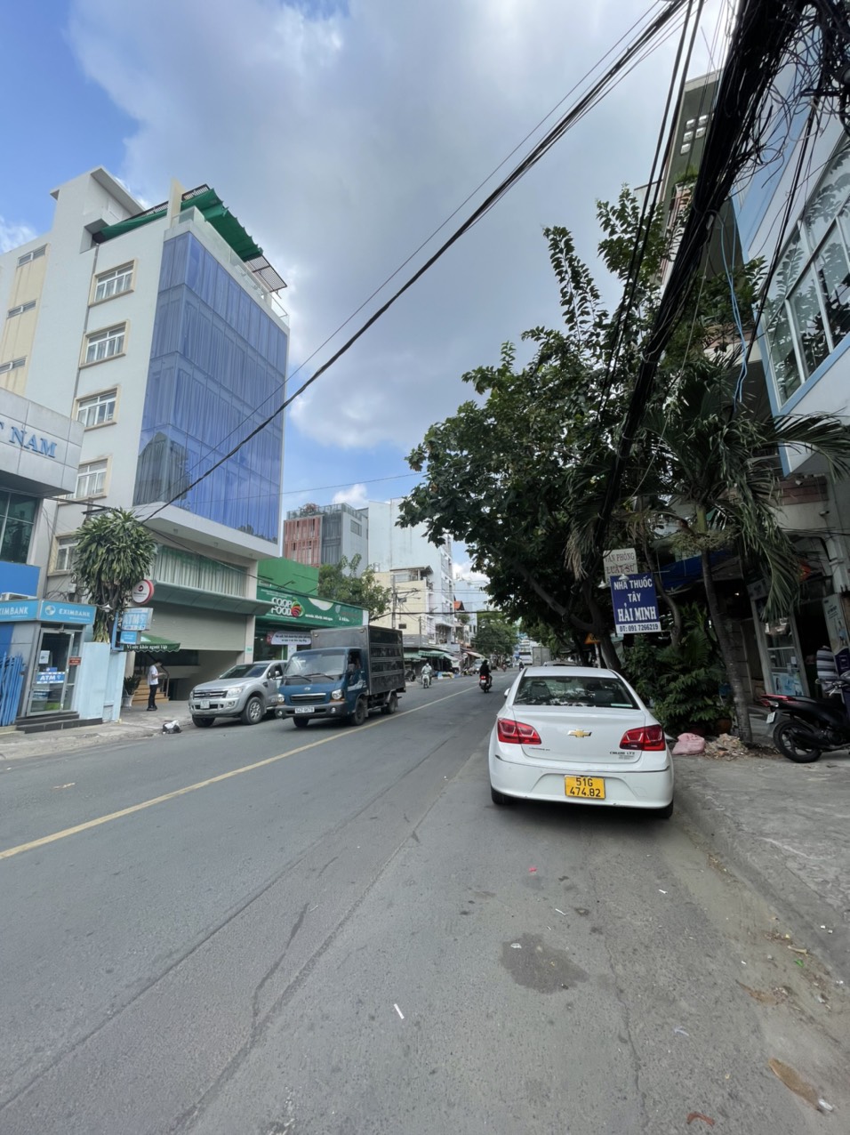 CHO THUÊ NHÀ MẶT TIỀN ĐƯỜNG TRẦN PHÚ, Q5.