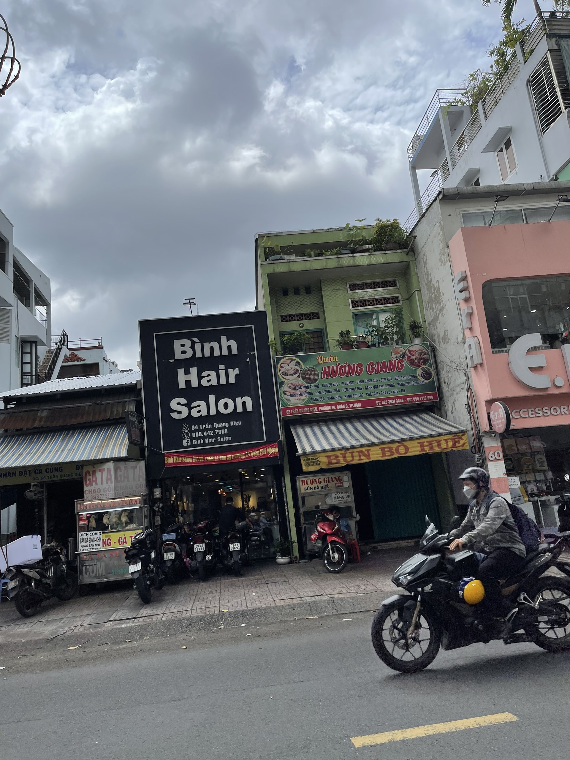 Bán Gấp nhà gần góc 2 mặt tiền Cô Giang Đề Thám, Quận 1, 130m2 đất giá giảm còn 28,5 tỷ