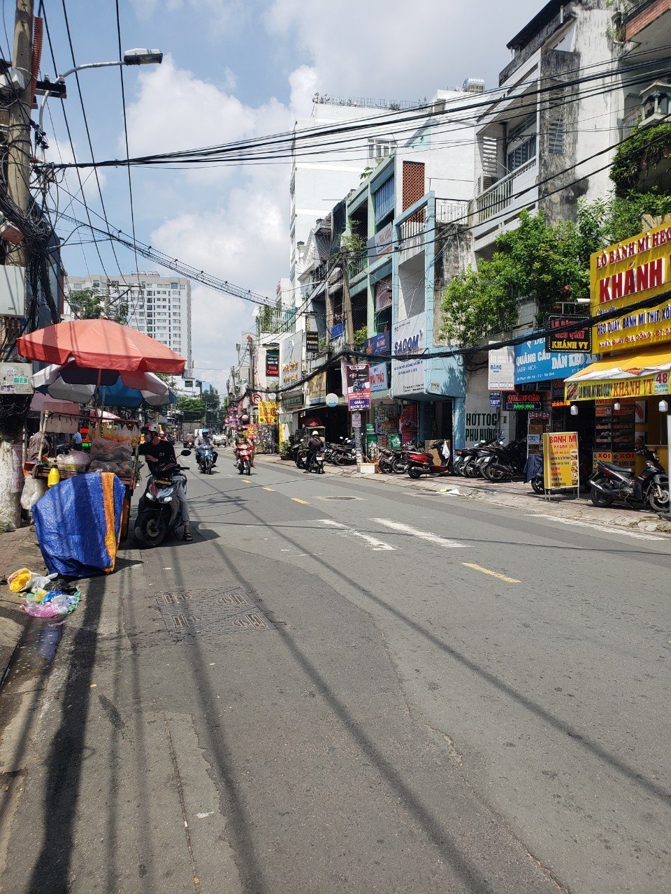 Bán nhà mặt tiền đường Ngô Bệ, P.13, Tân Bình. DT 4.1x15m nở hậu nhẹ, 4 tầng, 12.5 tỷ