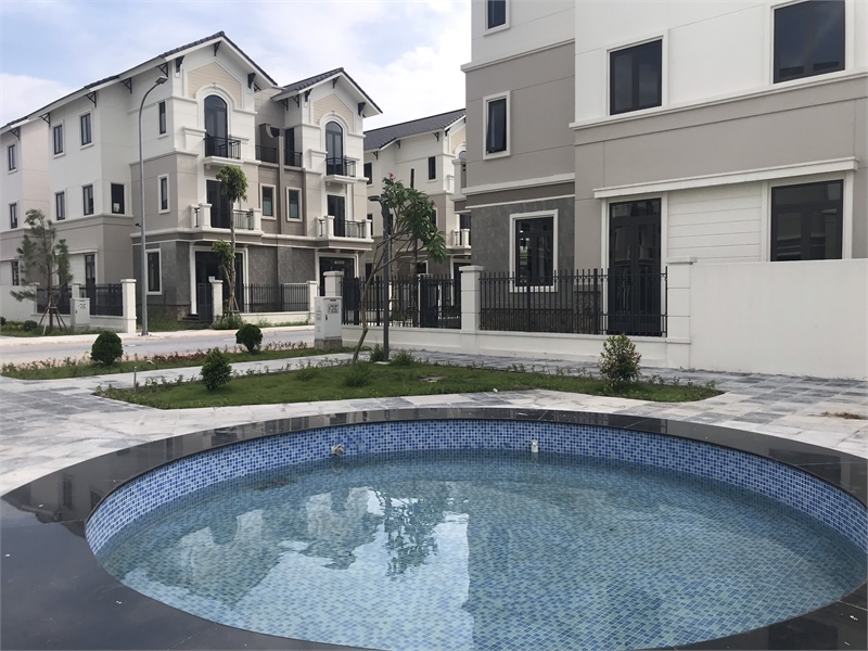 Bán nhà 3 tầng , giá rẻ , tiện ích nội, ngoại khu đầy đủ, vị trí đắc địa.