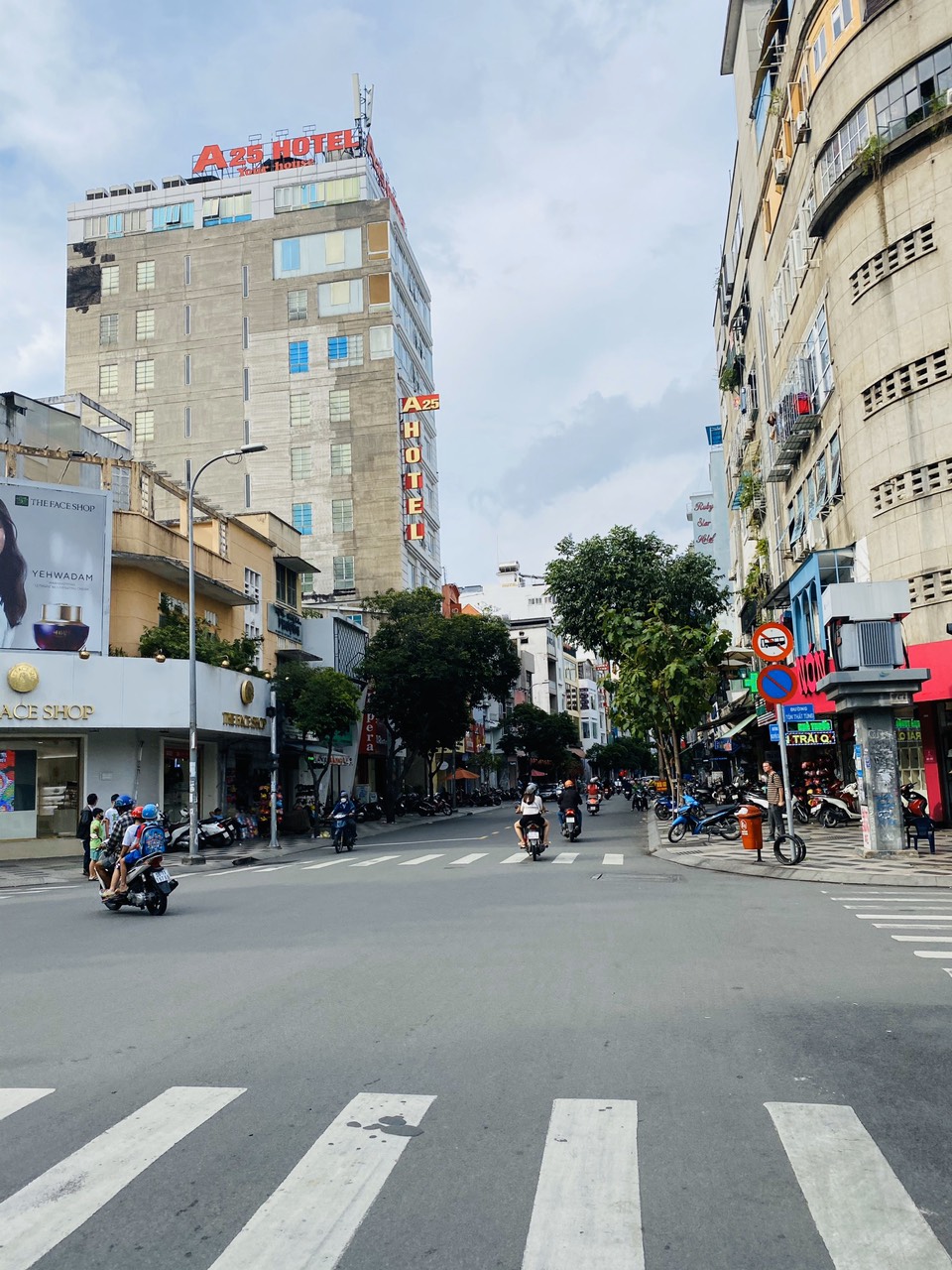 Bán gấp MT Cao Thắng Q3 21x47 giá 539 tỷ