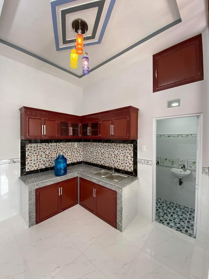 Li dị chia tài sản bán gấp nhà Minh Phụng Quận 11, 67m2, 1 tỷ 750 triệu - SHR gần chợ tiện KD