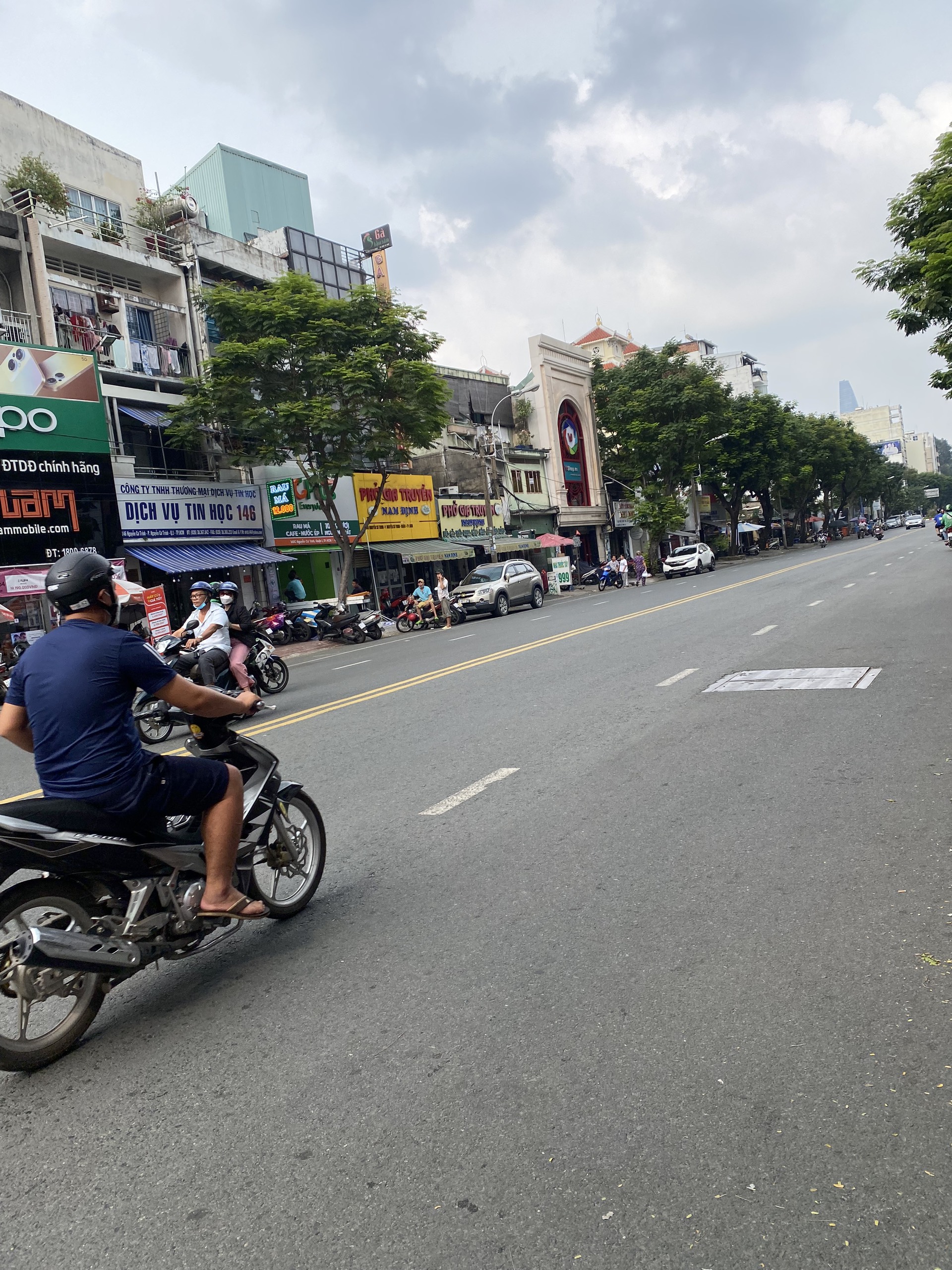 Chính chủ bán gấp mặt tiền Nguyễn Cư Trinh và Trần Hưng Đạo 16 x7 , 3 tầng , đang cho thuê 150 triệu- 54 tỷ