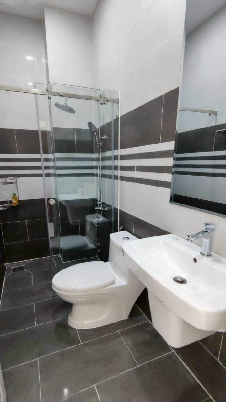 Li dị chia tài sản cần bán gấp nhà Hậu Giang, Q6 61m2, 1 tỷ 260 triệu sổ hồng riêng chính chủ